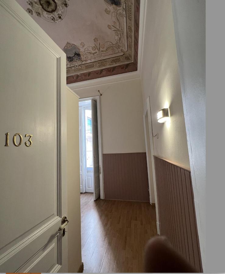 カターニア Il Giardino E Gli Affreschi Bed & Breakfast エクステリア 写真